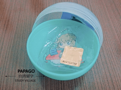 ガチャガチャ 1