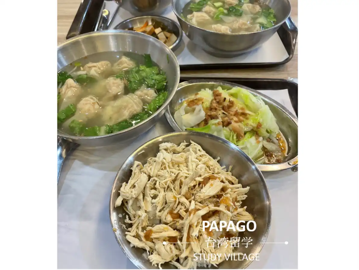 鶏肉ご飯 1